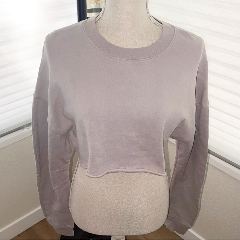 ALO Yoga Washed Extreme Cropped Pullover - Picture 6 of 10